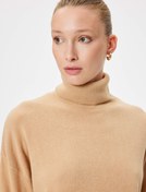 Resim Basic Triko Boğazlı Kazak Uzun Kollu Yumuşak Dokulu 