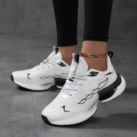 Resim Kadınların nefes alabilen mesh platformlu spor ayakkabıları - Hava Yastığı ile Rahat Düşük Toplu Koşu Ayakkabıları, Beyaz ve Siyah Tasarım, Bağcıklı Kapanış, Dış Mekan Aktiviteleri için Mükemmel 