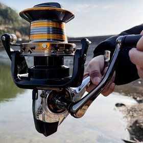 Resim Yüksek Performanslı Uzun Atışlı Spinning Makarası - Tam Metal, Güçlü Çekiş, Boyutlar 9000/10000/12000 Avcılık & Balıkçılık için, Siyah Alüminyum Alaşım, Spinning Tekerlek, Balıkçılık Makarası 