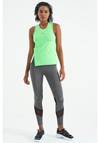 Resim Tommy Life Neon Yeşil Yırtmaç Detaylı O Yaka Sıfır Kollu Standart Kalıp Kadın Spor Atlet - 97256 Neon Yeşil 