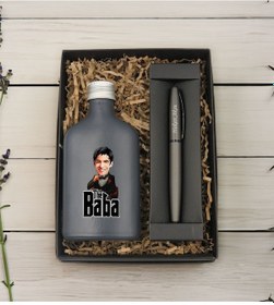 Resim Bk Gift Kişiye Özel The Baba Karikatürlü Antrasit Tasarım Cam Şişede Kolonya 200 Ml Ve Metal Roller Kalem Hediye Seti-5, Babaya Hediye, Babalar Günü H 