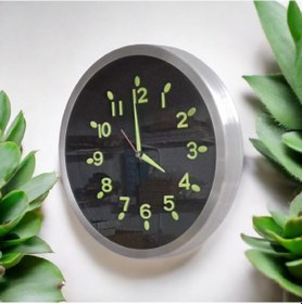 Resim Fosforlu Karanlıkta Parlayan Kabartma Rakam Metal Duvar Saati Çap 30 Cm Siyah Siyah 