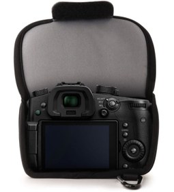 Resim MegaGear Panasonic Lumix DC-GH5 (14-140mm) Neopren Kamera Kılıfı 