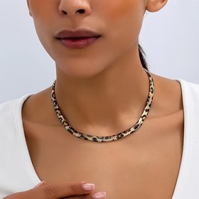 Resim Kadınlar İçin Vintage Leopar Desenli Yılan Zincir Kolye - Doğal Bej & Karanlık Noktalı, Minimalist Günlük ve Resmi Takı, Yıl Boyu Şık Hayvan Deseni Kolyesi, Hafif Aksesuar, Zarif Tasarım, Çok Amaçlı Moda Mücevher 