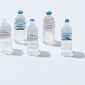 Resim 6 adet Mavi Kapaklı Mini Plastik Su Şişesi Karışımı, 1/12 Ölçekli - Oyun Odası ve Mutfak Dekoru için Uygun, Toplanabilir Ev Aksesuarları Seti, Minyatür Oyun Ev Eşyaları! 