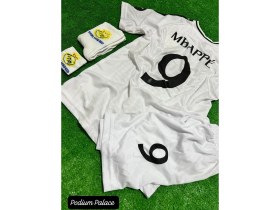Resim 24/25 Real Madrid K.y.l.i.a.n Mbappe Yeni Sezon Beyaz Iç Saha Forması 4'lü Set(Beyaz 