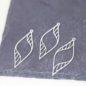 Resim 3 Adet Paslanmaz Çelik Yaprak Mücevher Kolye, Boşluk Geometrik Tasarım, DIY Takı Yapımı, El Yapımı Aksesuarlar için 