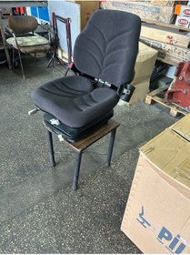 Resim AGCO PARTS Massey ferguson tümosan Hepsine pilot marka traktör koltuğu kolçaksız Koltuk körüklü mekanik 2322P00 