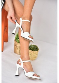Resim Fox Shoes P282400409 Beyaz Kalın Topuklu Kadın Ayakkabı Beyaz 