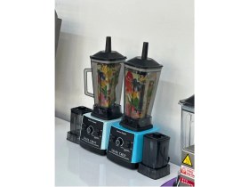 Resim Güçlü 7000W 2,5l Endüstriyel Buz Kırıcı ve Blender, Siyah 