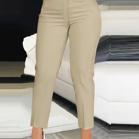 Resim Şık Özel Kadınlar Modası Düz Renk Esnek Dar Kesim Rahat Çok Yönlü Dokuz-Çeyrek Pantolon. 