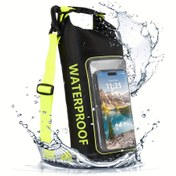 Resim Bir 2 Litrelik Çanta, Dokunmatik Ekran Kullanımı İçin Evrensel Telefon Penceresi ile, Birlikte Bir Bölgeli Fermuarlı İç Cebi, Hiking, Rafting, Surfing ve Kayaking Gibi Açık Hava Aktiviteleri İçin Uygun. 500D PVC Mesh Kumaştan Yapılmıştır. 