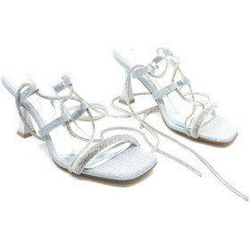 Resim Feles Bilekten Bağlamalı Taş Detaylı Topuklu Kadın Abiye Ayakkabı Gümüş 