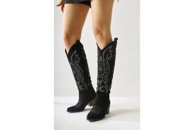 Resim Dani Siyah Süet Nakış Detaylı Sivri Burunlu Western Çizme 