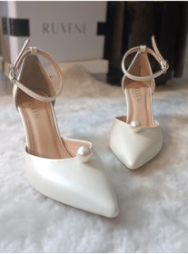 Resim RUXENE EARL İNCİ TOKA VE BANT DETAYLI STİLETTO 8CM GELİN AYAKKABISI 