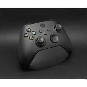 Resim Minimalistik Xbox One Kontrolcü Standı, Siyah Renkli Şık Tasarım 