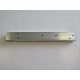 Resim Eşdeğer Ürün Oem No 2466280229 Uyumlu Mercedes Gla Class X156 14/17 Ön Panel Bağlantı Braketi Sağ Büyük 