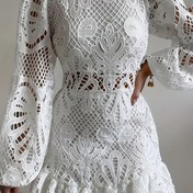 Resim Kadınlar için Şık Beyaz Dantel Uzun Kollu Mini Tulum - Seksi Büzgülü Kollu A Kesim Parti Elbisesi, Polyester Karışımı, Makinede Yıkanabilir, Tüm Mevsimler İçin Rahat Şık Kıyafet, Büzgülü Kollu Detaylı, İnci Dantel Detaylı Parti Kıyafeti 