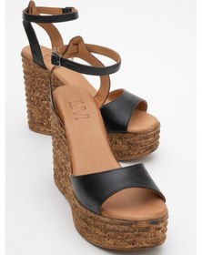 Resim Luvi Shoes Elsıe Siyah Cilt Hakiki Deri Kadın Dolgu Topuklu Sandalet Siyah Deri 