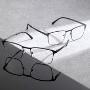 Resim Bir çift şık retro titanyum çerçeveli gözlük, tüm yüz şekillerine uygun, unisex, şık ve çok yönlü gözlükler, dekoratif gözlükler, tatil için harika bir hediye, rahat giyilebilir, günlük kullanım için mükemmel, pil gerektirmez 
