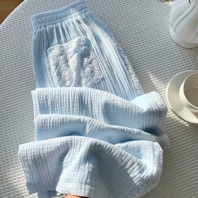 Resim Kadınların Hafif Mavi Geniş Bacaklı Dantel Pantolonları - Ruffled Hem, Elastik Bel Bandı ve Dantel Detaylı Rahat Yaz Pantolonları, Bahar/Yaz Kıyafetleri İçin Mükemmel, Dantel Pantolonlar 