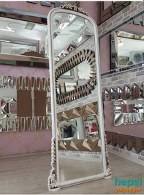 Resim Matmazel Model Eskitme Beyaz Renk Varaklı Ayaklı Boy Aynası Beyaz 