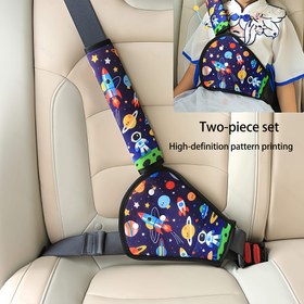 Resim 2 adet Renkli Uzay Temalı Araba Emniyet Kemeri Omuzlukları, Astronotlar, Dinozorlar ve Tavşanlar Figürlü, Üstten Koruma Özellikli. Kolayca Takılır, Hafif ve Çeşitli Araba Modellerinde Geliştirir. Günlük Seyahatler İçin Olmazsa Olmaz. 