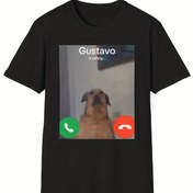 Resim Gustavo Köpeğin Komik Telefon Çağrısı Grafik Tişörtü - Siyah Günlük Kısa Kollu Yuvarlak Yaka Tişört "Gustavo Çağrıyor" Yazısı ve Köpek Yüzü Tasarımı, Makinede Yıkanabilir Köpek Severler İçin Hediye, İlkbahar Yaz Sonbahar Giyim, Köpek Tişörtü, Eğlenceli Tasarım 
