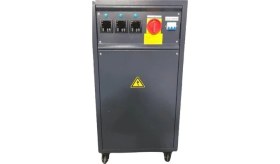 Resim 10,5 Kva Trifaze Servo Kontrollü Tam Otomatik Voltaj Regülatörü 3F/3F 160/250 V 