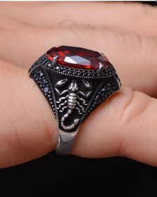 Resim Gümüş Erkek Yüzük Kırmızı Zirkon Taşlı Akrep Figürlü 