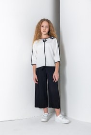 Resim Kız Çocuk Bisiklet Yaka Oversize Broş Çiçek ve Biye Detaylı Bluz - Ekru/Siyah - 11 Yaş 
