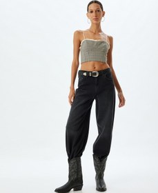 Resim Koton Askılı Crop Büstiyer Kalp Yaka Dantel Detaylı Slim Fit Kahverengi Ekose 5wak30002ew 
