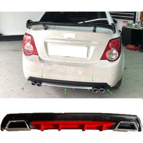 Resim Chevrolet Aveo Sedan Kırmızı Difüzör Çiftli Kare Egzoz Görünümlü D Tip Difizör 2012 - 2016 