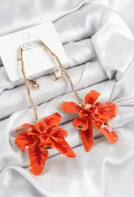 Resim Tua Moda Pirinç Sallantılı Turuncu Çiçek Model Gold Renk Kadın Küpe Çok Renkli 