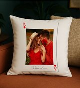 Resim Bk Gift Kişiye Özel Aşkımızın Ası Fotoğraflı İskambil Tasarımlı Beyaz Kırlent Yastık-2, Sevgiliye Hediye, Eşe Hediye Kobitmeyencom34308 Bk Gift 