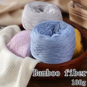 Resim 100g, ipek gibi bambu lifi iplik, çoklu orta kalınlıkta iplik, yazlık el örgüsü ipliği, yumuşak ve nefes alabilir, kazaklar, yelekler, şallar vb. için uygun, birden fazla renk seçeneği: kırmızı örme, yeşil örme, mavi örme, beyaz örme, gri örme, siyah örme 