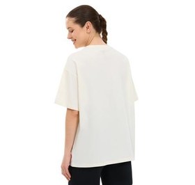 Resim Skechers W Oversize Fit Graphic Kadın T-Shirt Beyaz 