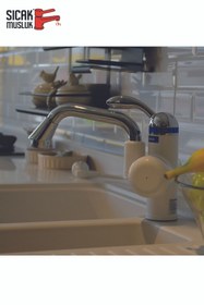 Resim Sıcak Musluk Elektrikli Ani Su Isıtıcı Termal Şofben Musluk Lavaboya Monteli 