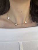 Resim Beyaz Mineli Yonca Kolye 