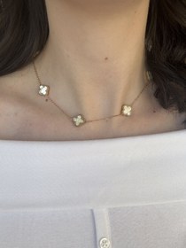 Resim Beyaz Mineli Yonca Kolye 