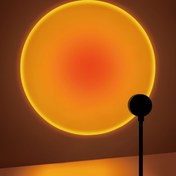Resim Günbatımı projeksiyon lambası, ev dekorasyonu atmosfer lambası, günbatımı kırmızı dekoratif lamba, romantik günbatımı turuncu ışık ve gölge etkisi, USB gece lambası, çok açılı dönebilen ve ayarlanabilir, LED aydınlatma, ev oturma odası yatak odası dekorasyonu için uygun 