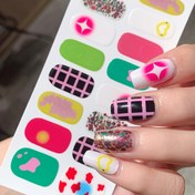 Resim Yeni Kendinden Yapışkanlı Tırnak Stickerları Pembe 's Kalp Tam Kapsama Manikür Çıkartmaları Renkli Tırnak Sanatı Sevgililer Günü Unsurları Düğün Partisi Dekor Hediyesi Kız Kardeşler, Anne ve Sevdikler için 