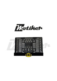 Resim Pleksi Plakalık Siyah Üstüne Batman Logosu Tasarımlı Motosiklet Plakalık Modeli 