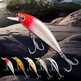Resim 1 adet Kötü Mino Yem - Yüksek İndeksli Plastik, Batan & Çıngıraklı Minnow Yemi, Canlı Karışık Renklerde Üçlü Kanca ile Deniz Balıkçılığı için, Topmouth & Mandarin Balığı için Mükemmel 