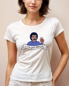 Resim Is it tea you’re looking for? Geniş Yaka Tişört 