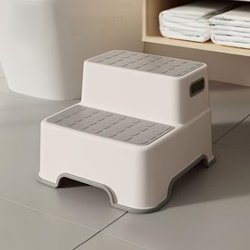 Resim 1 adet Banyo Kaydırmaz Basamak Dolabı için Tuvalet Eğitimi ve Lavabo - Dayanıklı Plastik, Güç Gerektirmez, Yaşlılar ve Engelliler için İdeal, Banyo Güvenlik Basamakları | Şık Beyaz Kaplama | Kaydırmaz Yüzey 