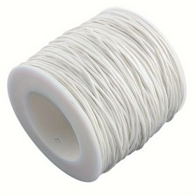 Resim Yaklaşık 91 metre uzunluğunda, boncuk yapımı için uygun, büyük bir mumlu ip rulosu. DIY takı bilezikleri ve kolyeleri yapmak için idealdir. 