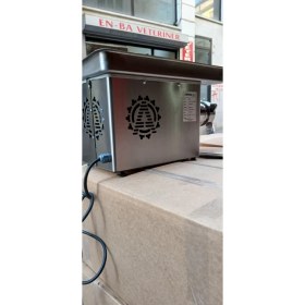 Resim Arsel 12 No Şanzımanlı Et Kıyma Makinesi İleri geri çevirme özellikli, çift devirli ARS23 (1 adet yedek bıçak, 1 adet yedek süzgeç ve 1 adet bıçak ve sucuk yapma aparatı hediye, tokmak dahildir. ) 