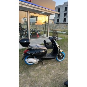 Resim Arora Capucino Motosiklet Çocuk Koltuğu, Emniyet Kemerli, Siyah Deri, Kollu, 2-8 Yaş Arası, Hediyeli 