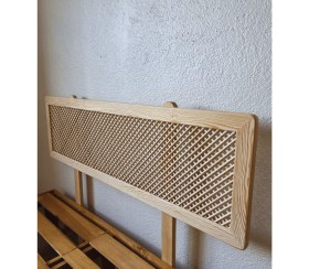 Resim Doğal Masif Ahşap Yatak Karyola Başlığı 